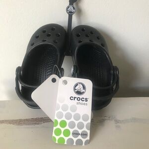Crocs NWT Girls Mary Jane slip Ons